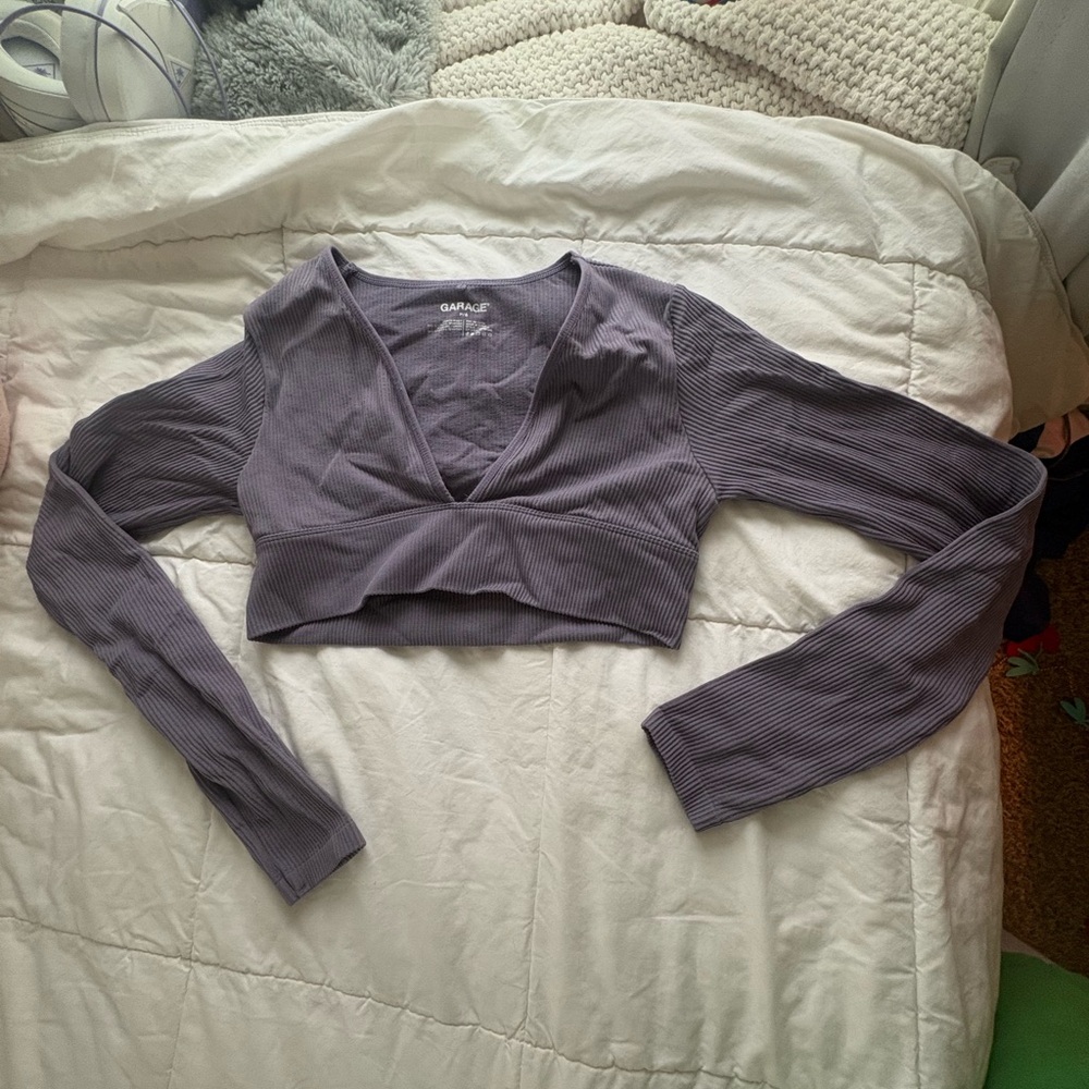 Garage Women's Ribbed Plunge V Neck Crop Top - Purple Going Out Top